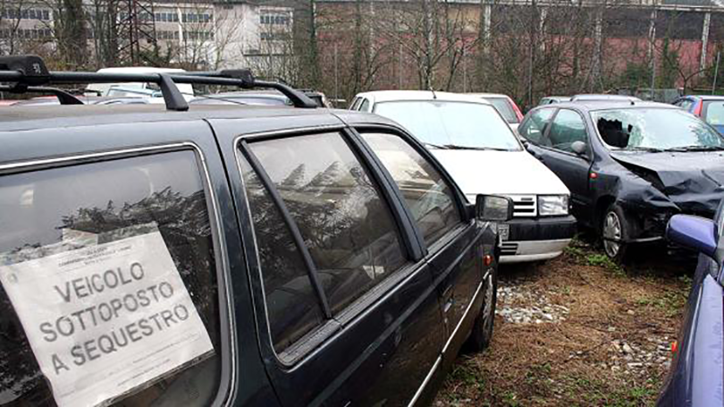 Veicoli sequestrati per violazione del codice della strada