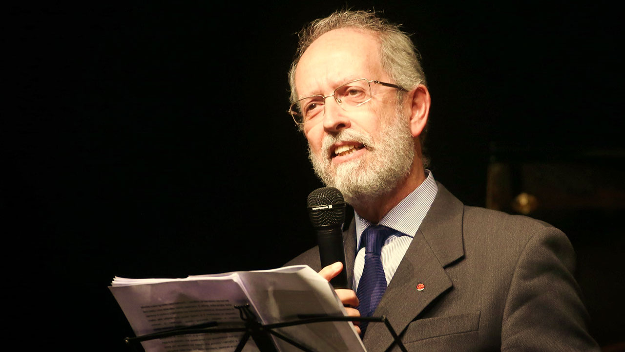 <em>Work in&nbsp;regress</em>