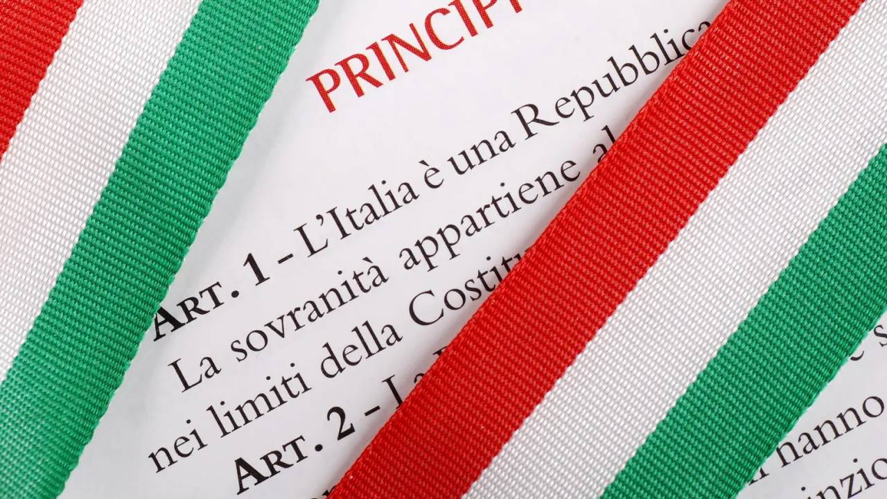 Mille voci per&nbsp;un&nbsp;voto uguale