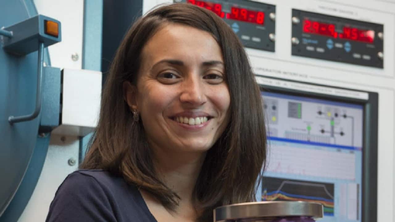 Di che materia è fatta la scienziata?  Intervista di R. Conti e M. C. Amoroso ad Anna Grassellino