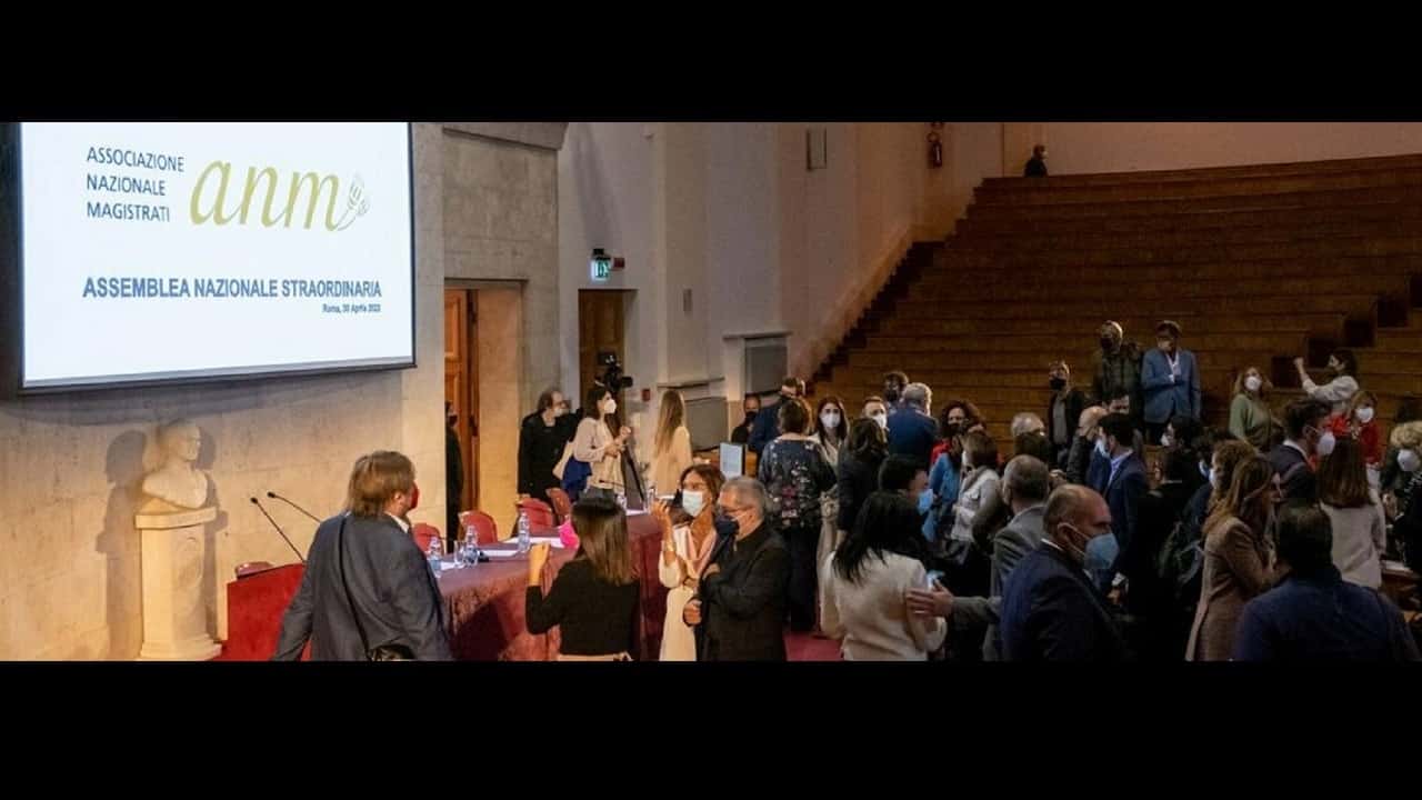 Le proposte di riforma partono da un’immagine distorta della magistratura