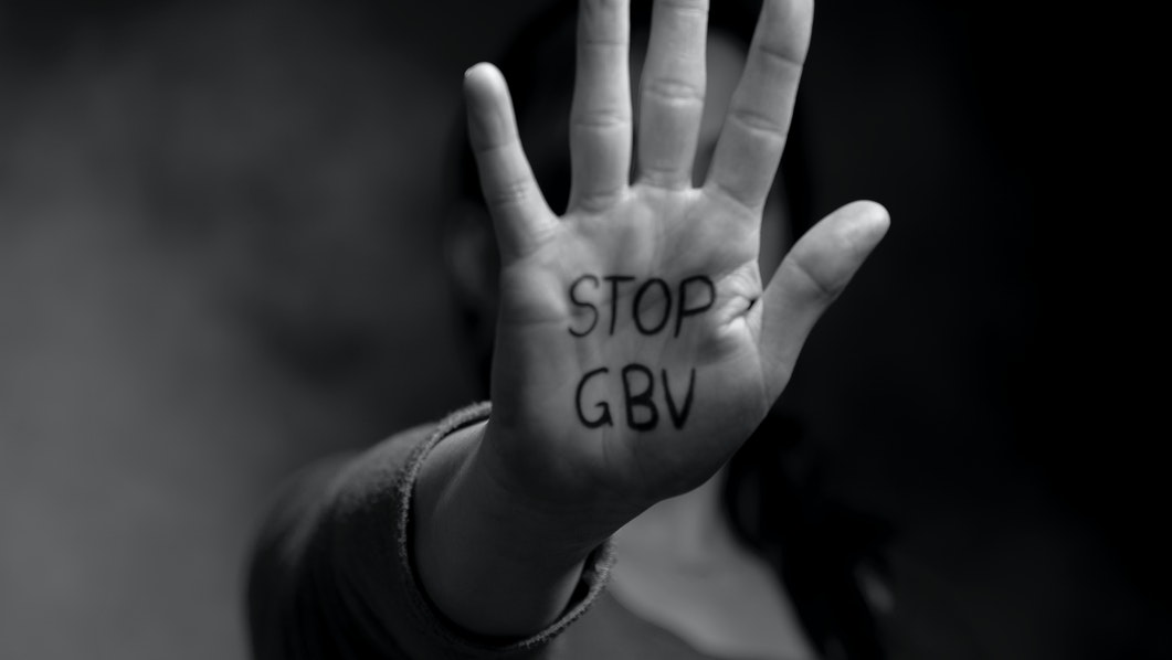 Donne che aiutano donne: i centri anti-violenza come risposta sociale alla violenza di genere. Intervista di Marta Agostini a Teresa Manente