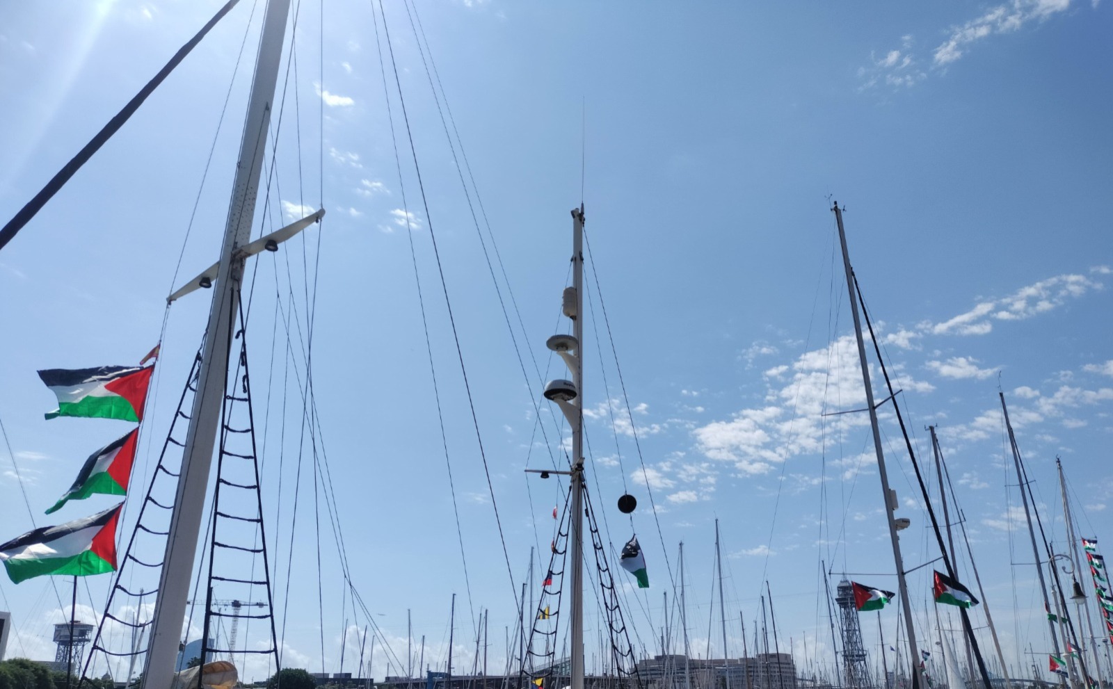 Flotilla verso Gaza: la partenza da Barcellona contro l’assedio